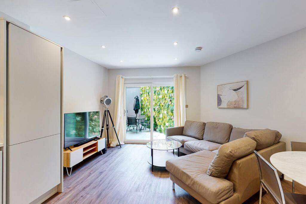 Elegant 2Bed Flat 10Min To Wimbledon Tennis Courts London Exterior photo